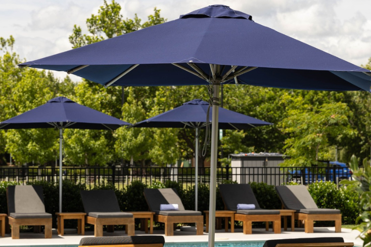 shade7-black-cove-tahiti-parasol-haut-de-gamme-umbrella-jardin-terrasse