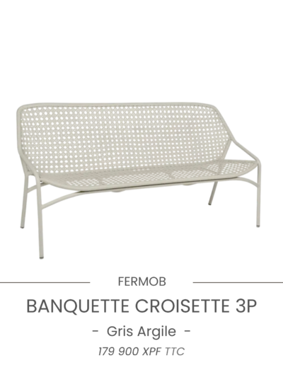 canape-banquette-salon-exterieur-meuble-mobilier-haut de gamme-fermob-jardin-terasse-piscine